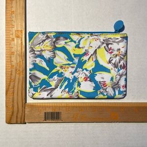 Ipsy makeup bag